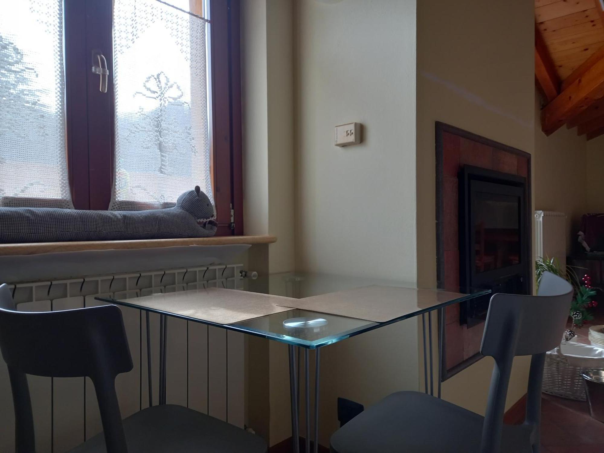 Casa Vacanze Tania Somendenna エクステリア 写真
