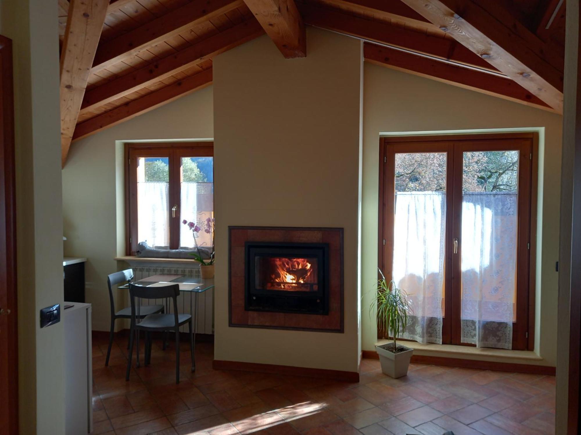 Casa Vacanze Tania Somendenna エクステリア 写真